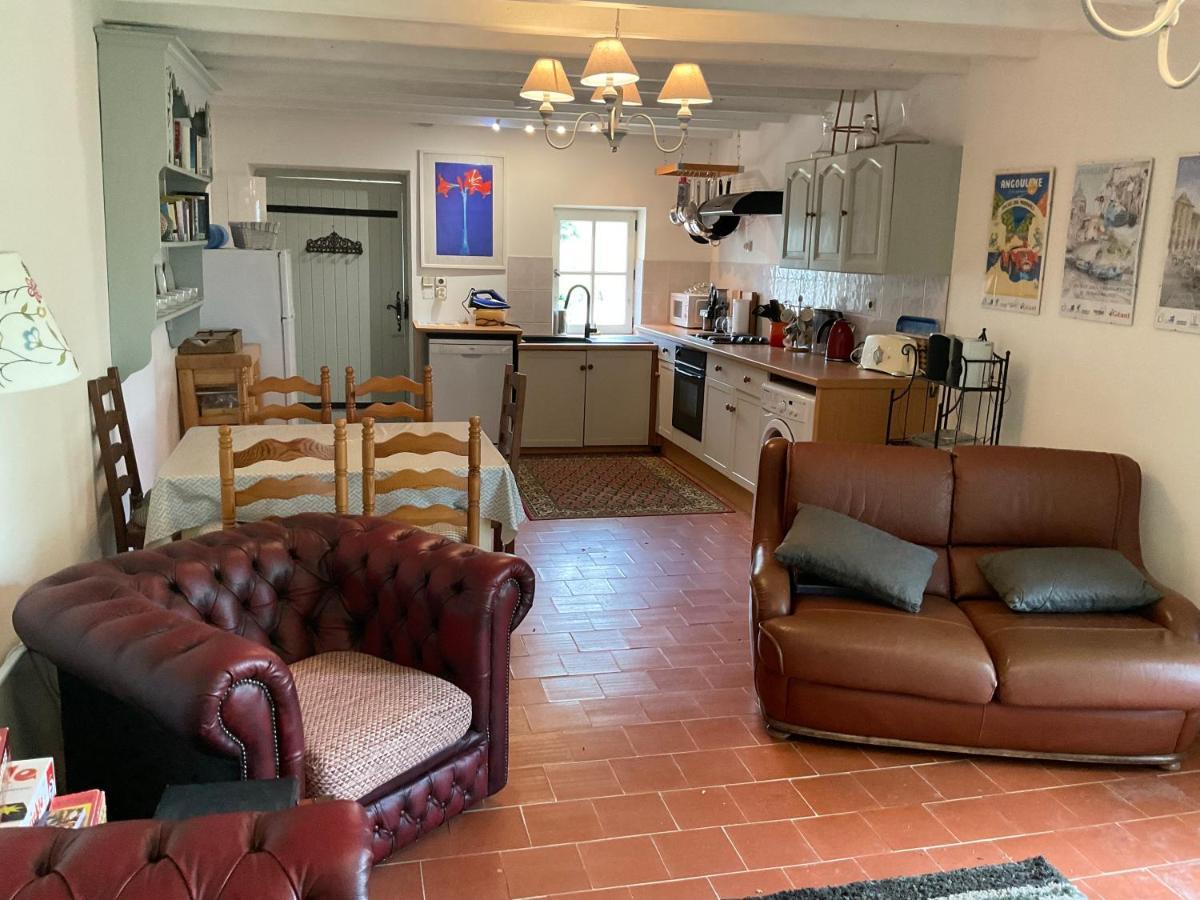 Villa Les Petits Vingnes Edon Esterno foto